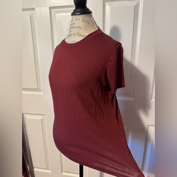 Maurices Medium Burgundy Wine T-Shirt - Picture 12 of 12